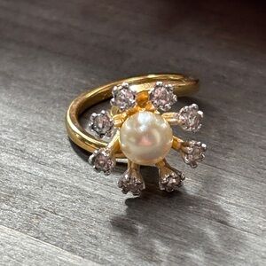Vintage Park Lane Gold and Pearl Ring, size 5.5